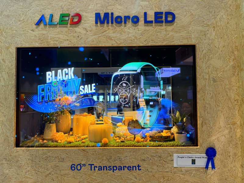 开云电竞60吋高透明度Micro LED显示器获&rdquo;最佳Micro LED技术应用奖&rdquo;，将Micro LED面板透明化之设计特性极致发挥，以可扩展性无缝拼接技术打造，具备600 nits全画面亮度、大于60%穿透率及超过NTSC 110%的优异广色域表现，可依需求灵活应用于各种场域